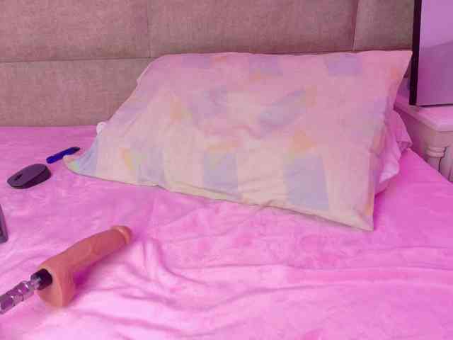 DoollyRosee webcam