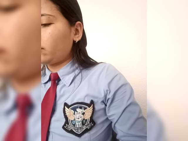 Marcela-5's BongaCams show and profile