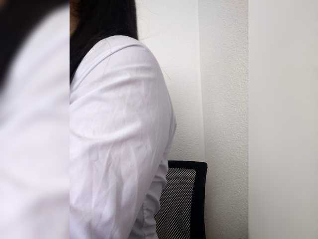 Marcela-5's BongaCams show and profile