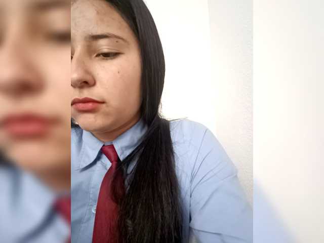 Marcela-5's BongaCams show and profile