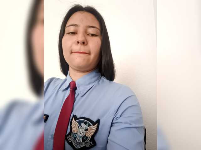 Marcela-5's BongaCams show and profile