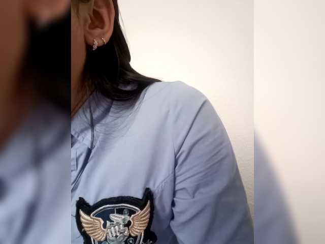 Marcela-5's BongaCams show and profile