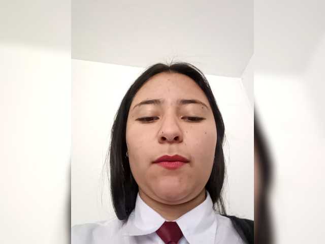 Marcela-5's BongaCams show and profile