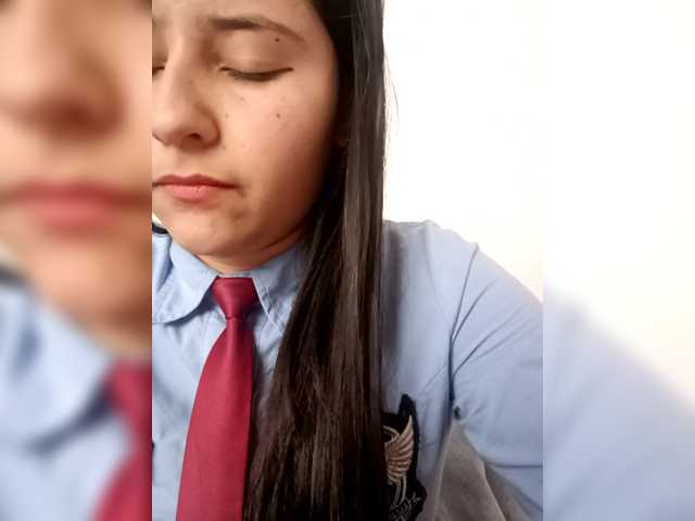 Marcela-5's BongaCams show and profile