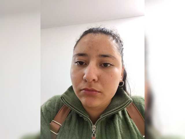 Marcela-5's BongaCams show and profile