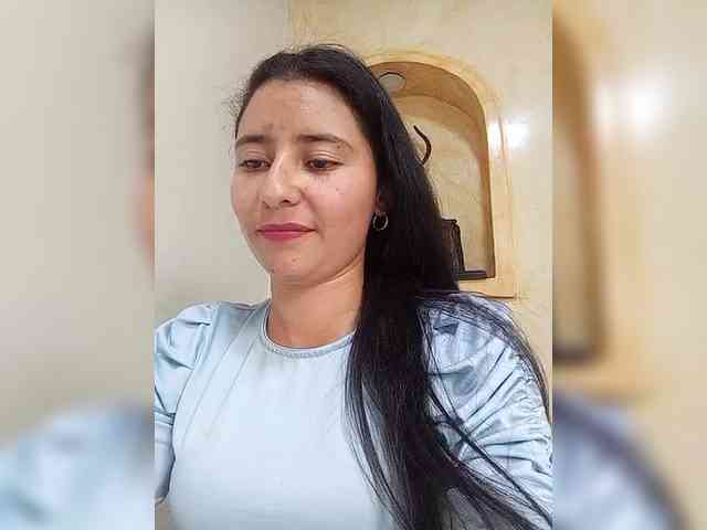 Marcela-5 webcam
