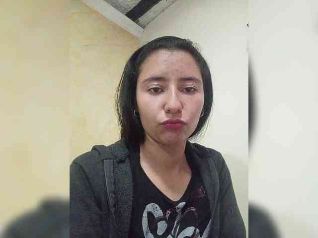 Marcela-5 webcam