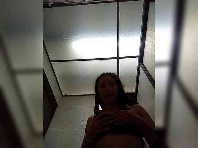 Marcela-5 webcam