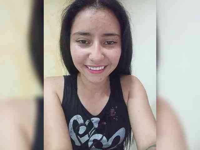 Marcela-5 webcam