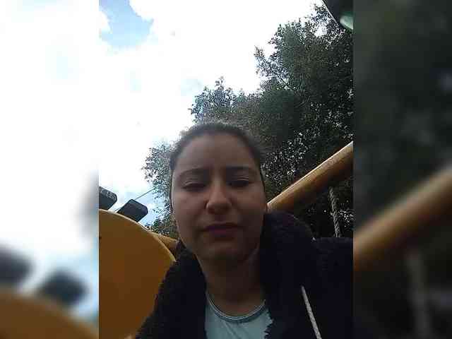Marcela-5 webcam