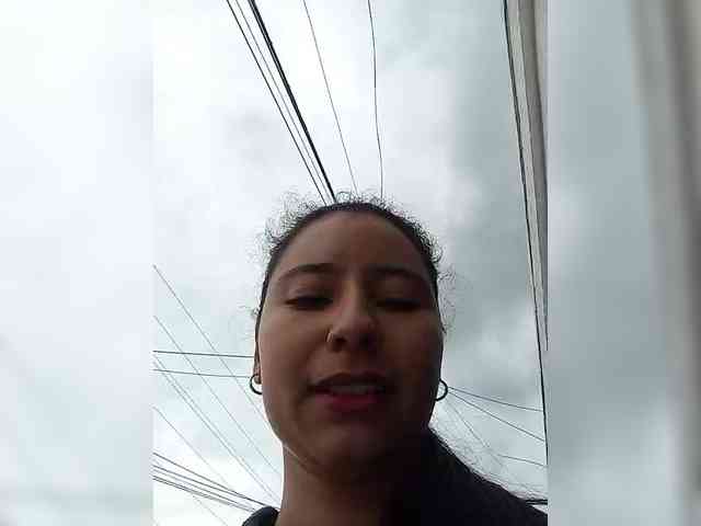 Marcela-5 webcam