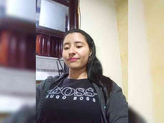 Marcela-5 webcam