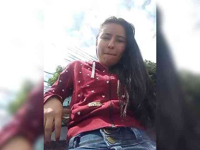 Marcela-5 webcam