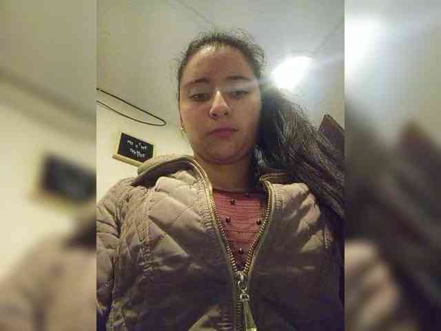 Marcela-5 webcam