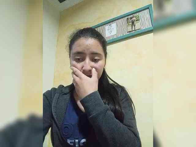 Marcela-5 webcam