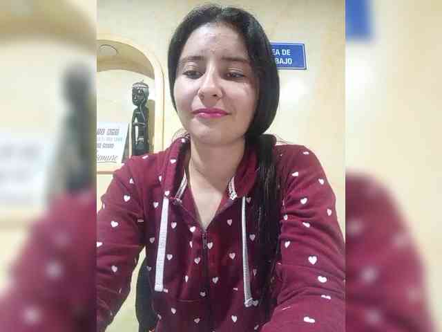 Marcela-5 webcam