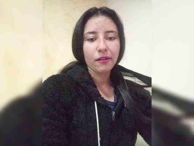Marcela-5 webcam