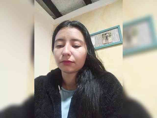 Marcela-5 webcam