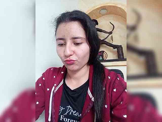 Marcela-5 webcam