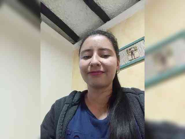 Marcela-5 webcam