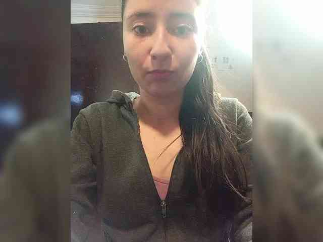 Marcela-5 webcam