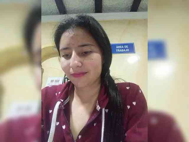 Marcela-5 webcam