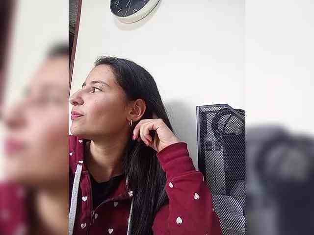 Marcela-5 webcam