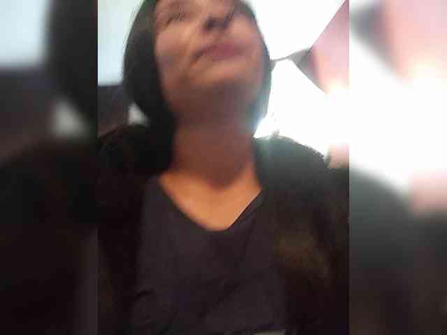 Marcela-5 webcam