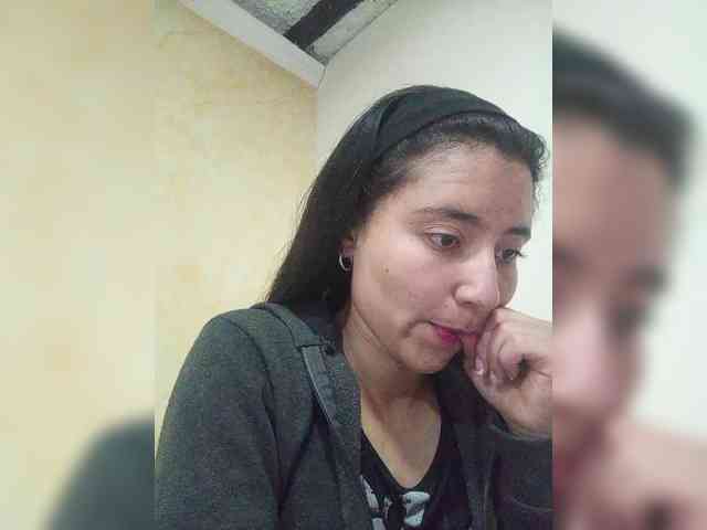 Marcela-5 webcam