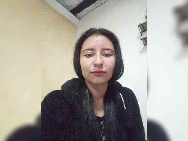 Marcela-5 webcam