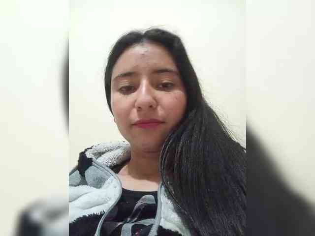 Marcela-5 webcam