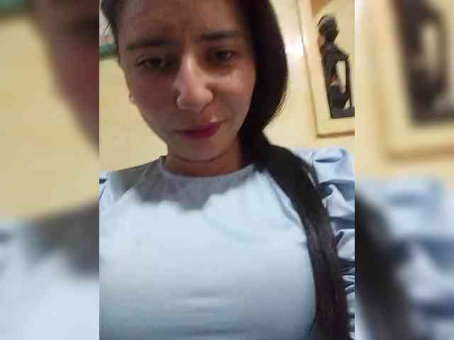 Marcela-5 webcam