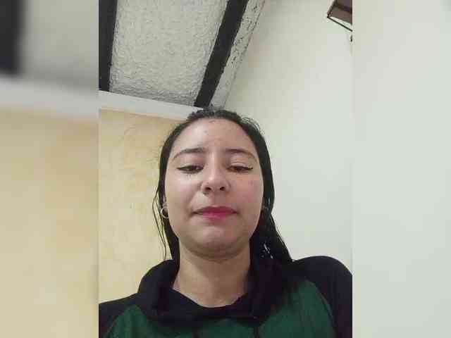 Marcela-5 webcam