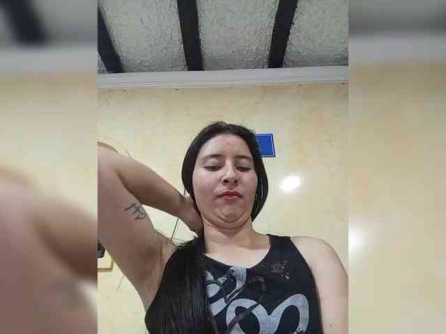 Marcela-5 webcam