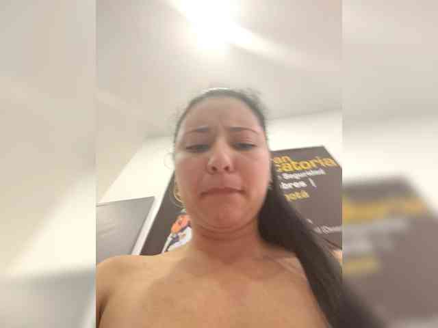 Marce_office29 webcam