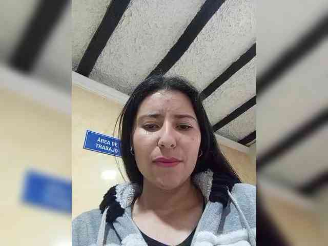 Marcela-5 webcam