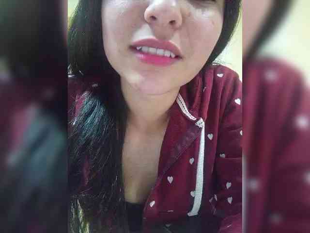 Marcela-5 webcam