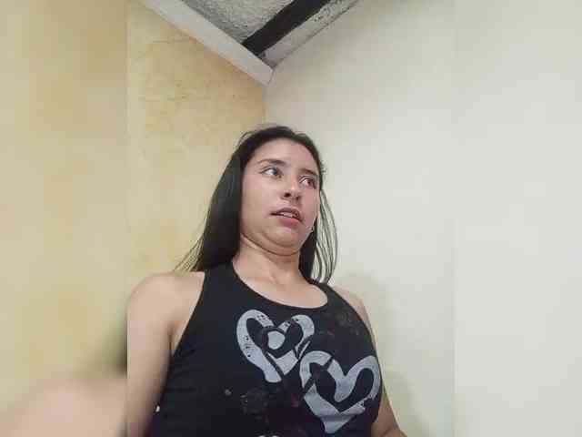 Marcela-5 webcam
