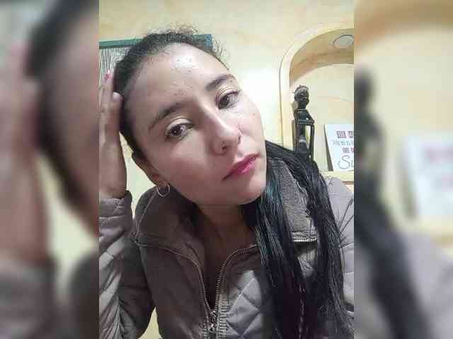 Marcela-5 webcam