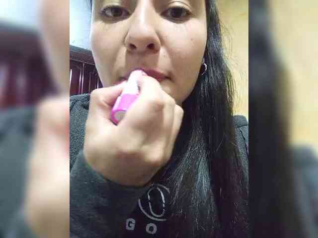 Marcela-5 webcam
