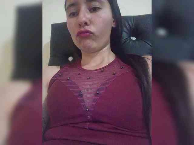 Marcela-5 webcam