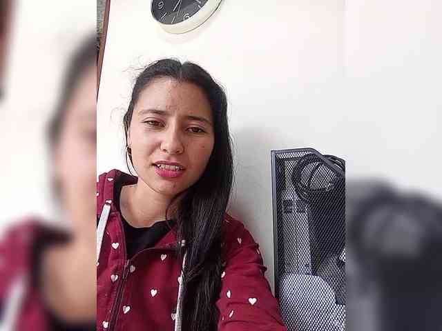 Marcela-5 webcam