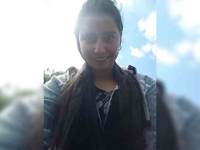 Marcela-5 webcam