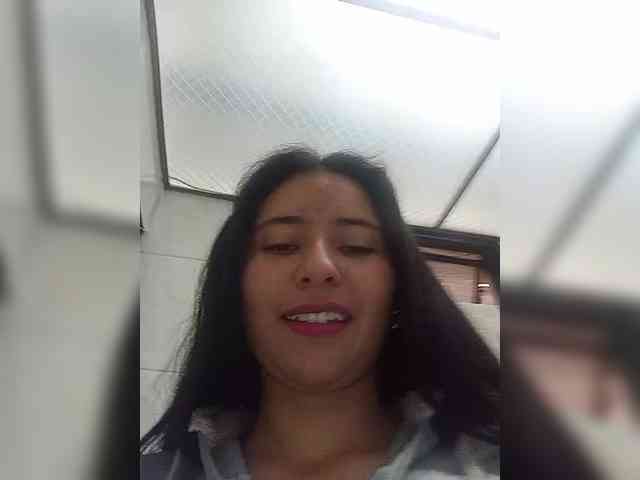 Marcela-5 webcam