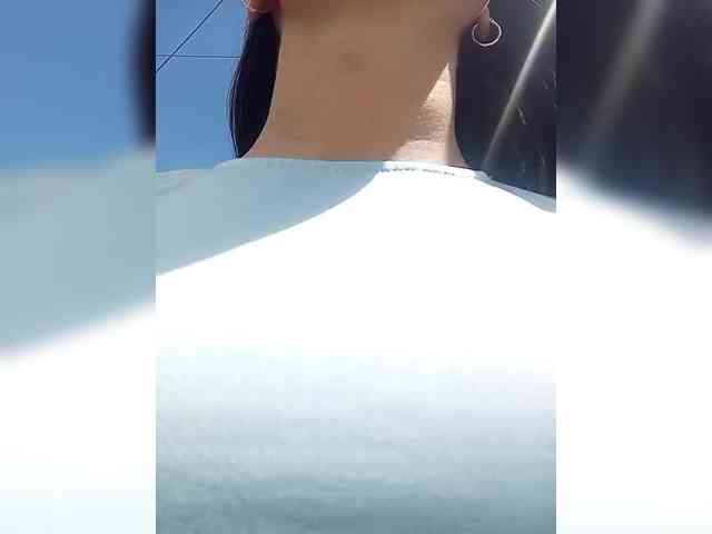 Marcela-5 webcam
