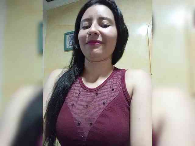 Marcela-5 webcam