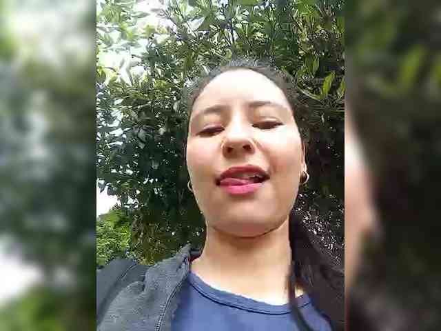 Marcela-5 webcam