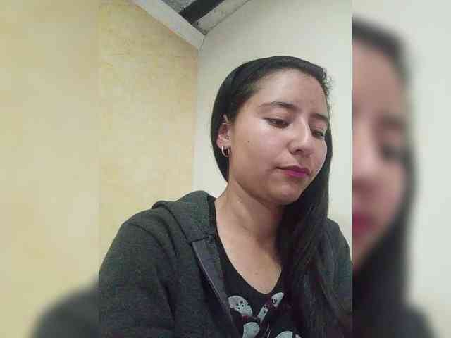 Marcela-5 webcam