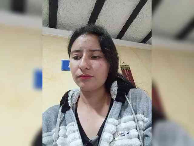 Marcela-5 webcam