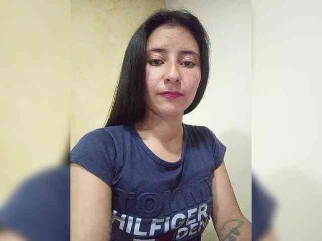 Marcela-5 webcam